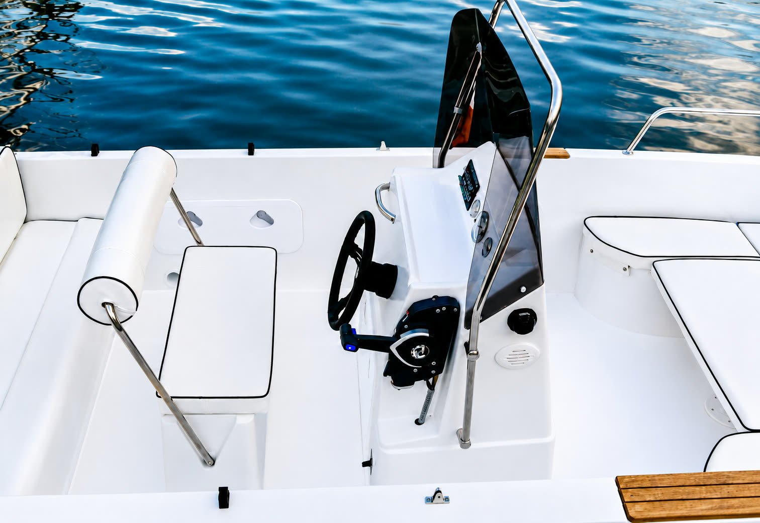 W 19′ Open — Interni